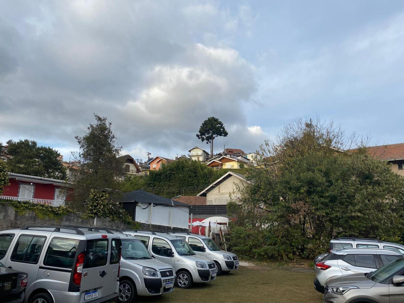Pousada Vhl - Campos do Jordão المظهر الخارجي الصورة